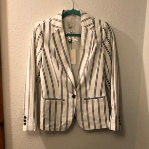 A new day linen lined blazer with new with tag